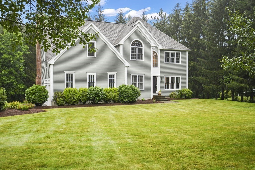 17 Daniel Shays Road Hopkinton, MA 01748 - Photo 36 of 41 Gallery Image 36