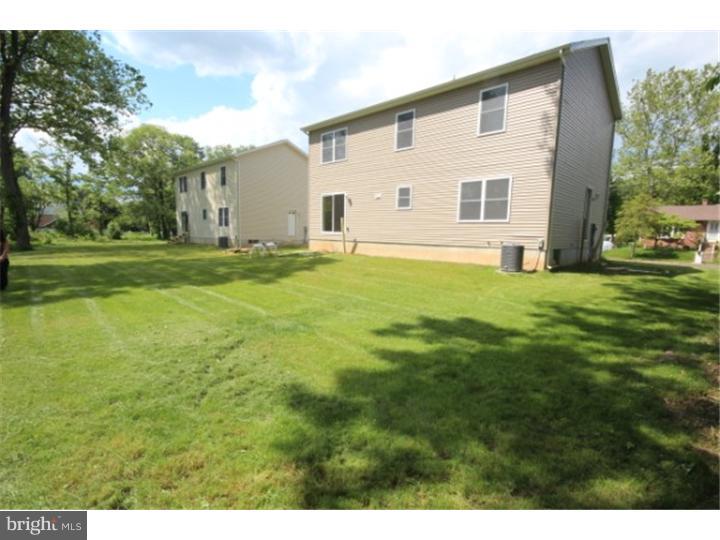 525 Ridge Avenue Hamilton, NJ 08610 - Photo 21 of 25 Family Room