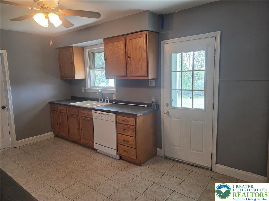2648 Levans Road Coplay, PA 18037 - Photo 12 of 23 Gallery Image 12