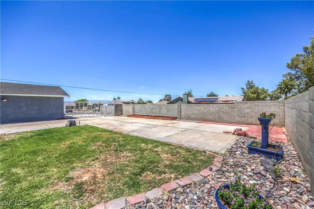 2020 Pinto Road Henderson, NV 89002 - Photo 40 of 42 Gallery Image 40