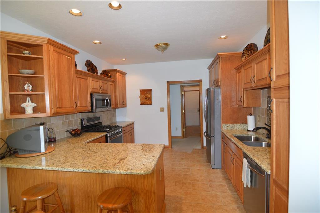 931 Schmitt Road Indianapolis, IN 46239 - Photo 9 of 17 Gallery Image 9