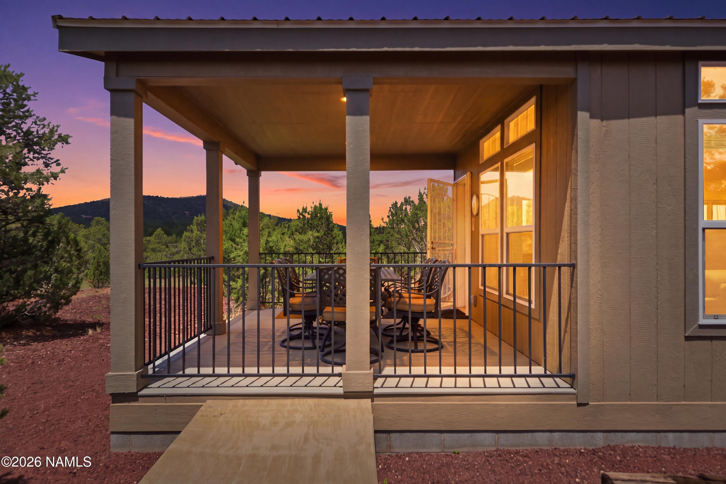 6922 North Santa Fe Road Williams, AZ 86046 - Photo 29 of 29 Porch