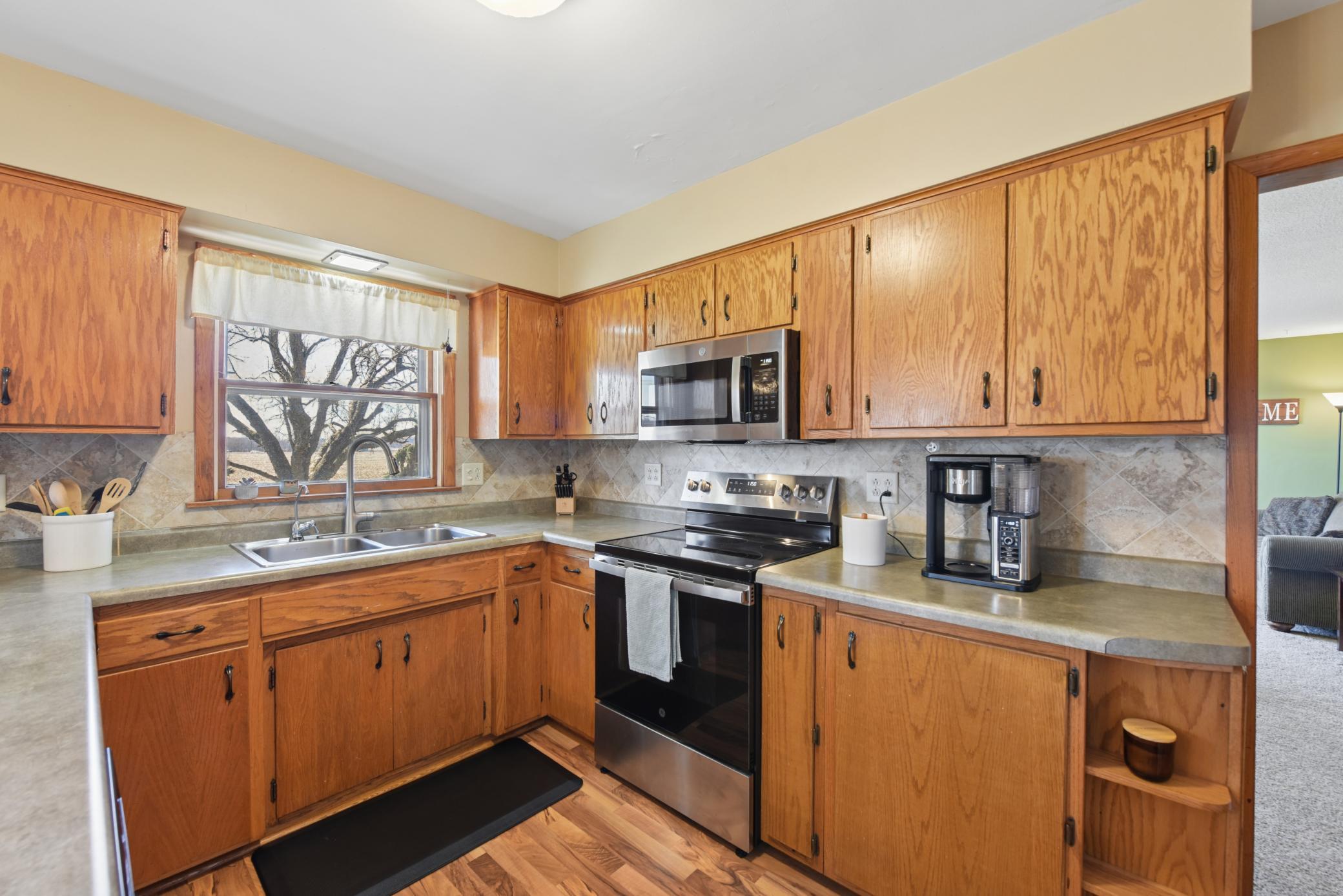 694 Glover Road River Falls, WI 54022 - Photo 12 of 38