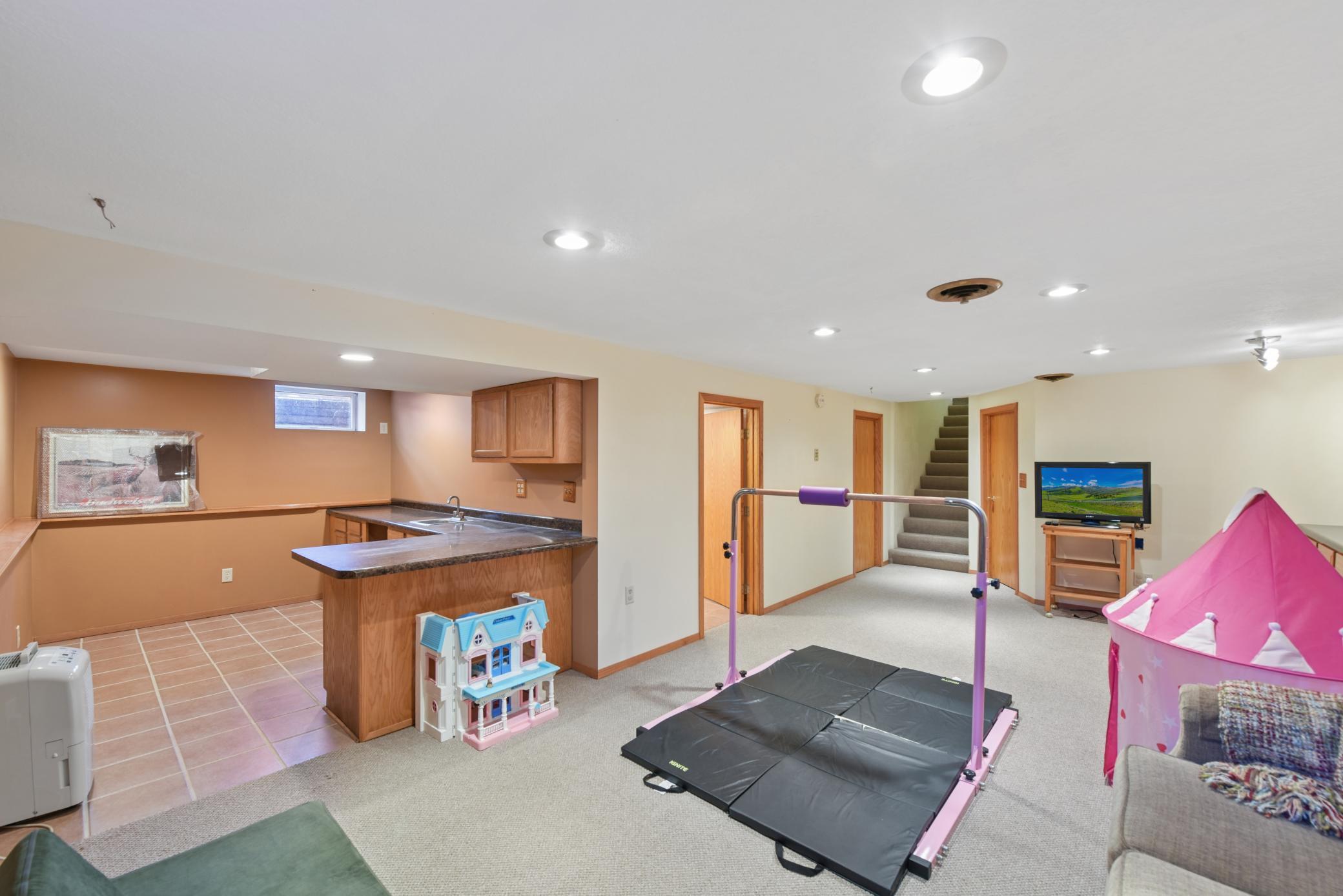 694 Glover Road River Falls, WI 54022 - Photo 17 of 38