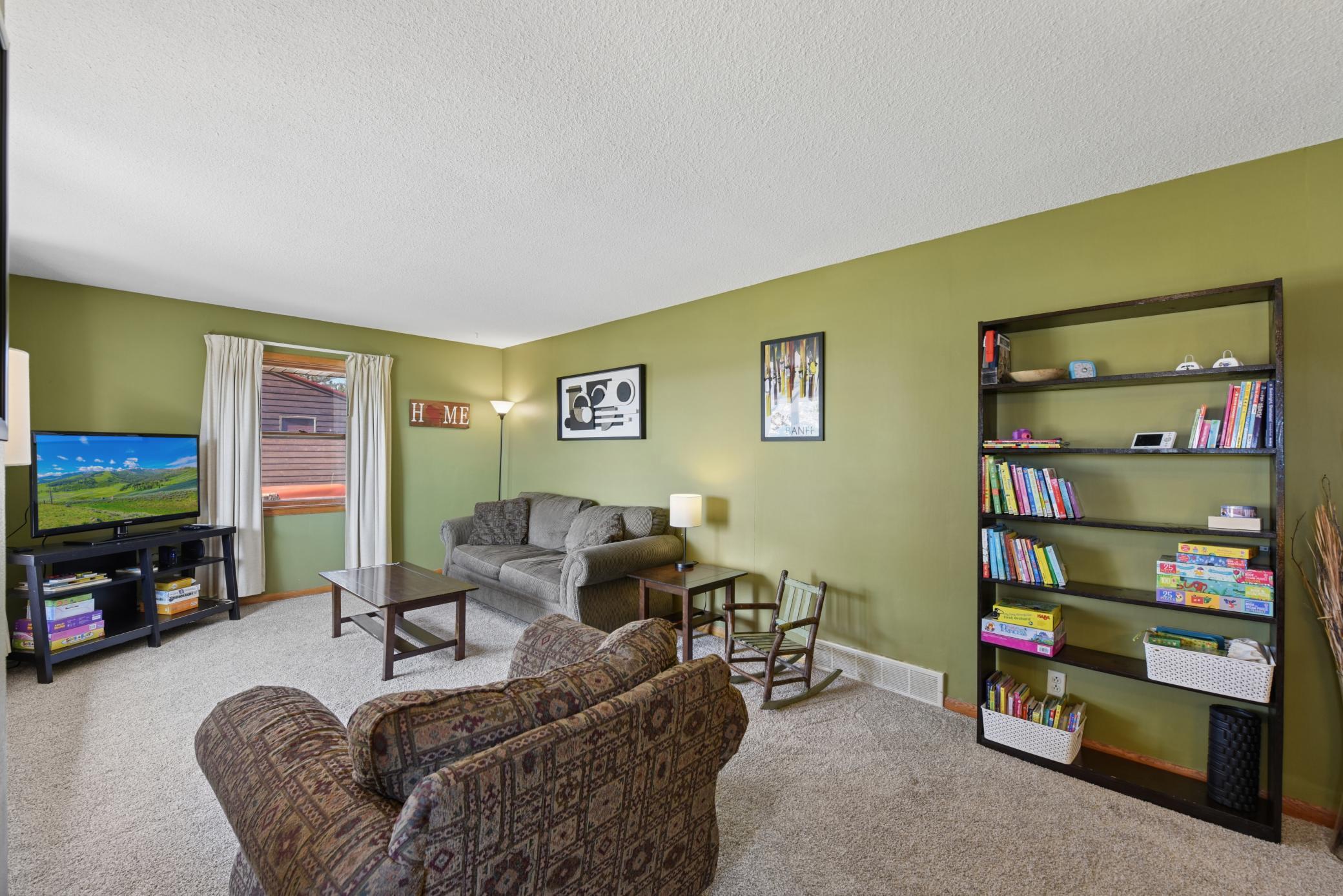 694 Glover Road River Falls, WI 54022 - Photo 6 of 38