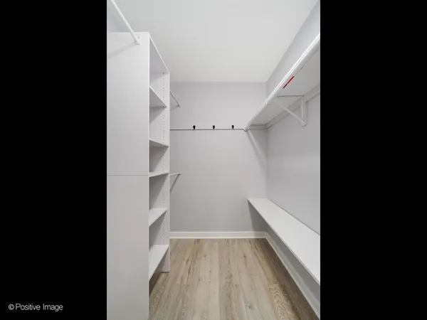 $344,900 | 3550 North Lake Shore Drive, Unit 806, Chicago, IL 60657