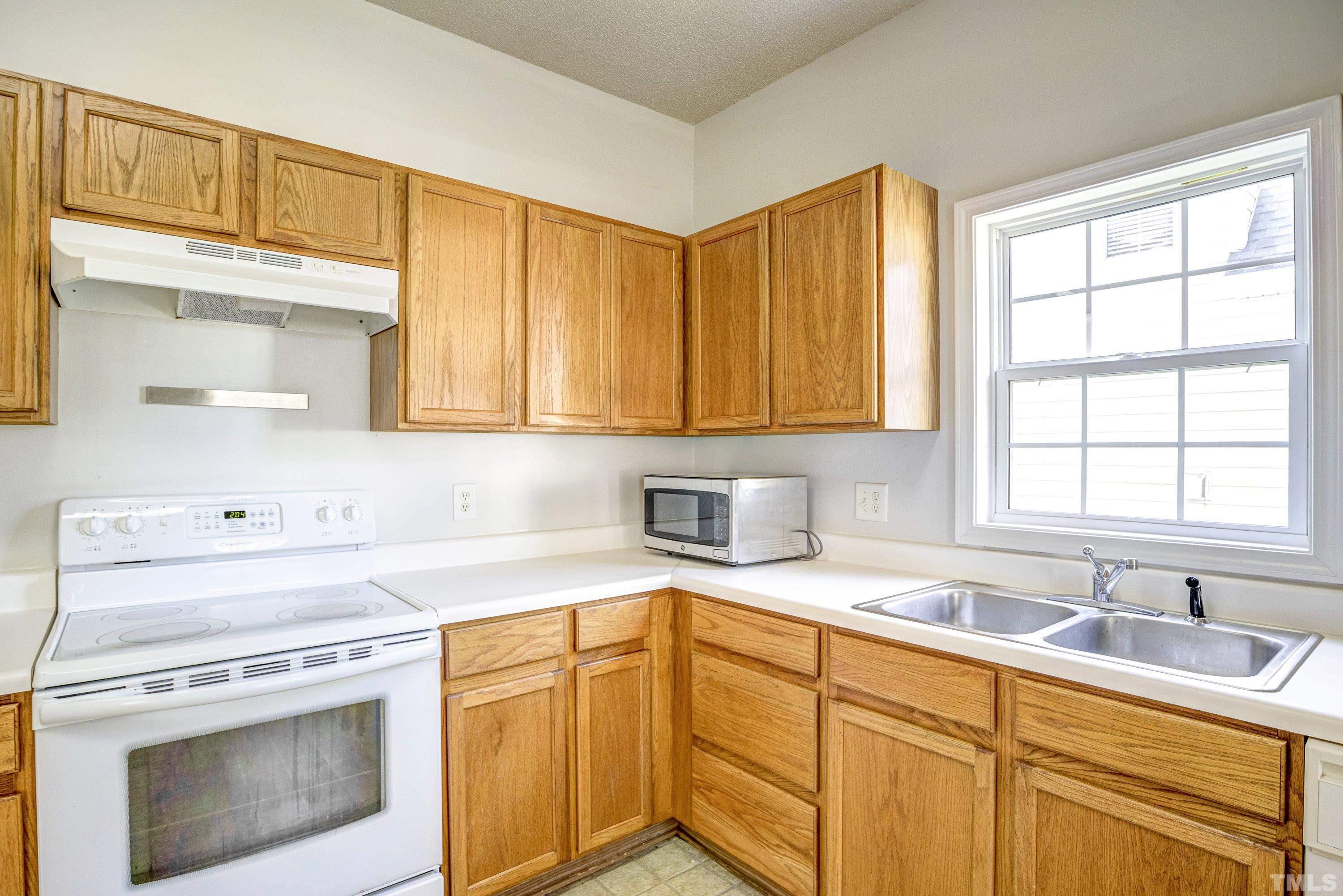 2141 Ramsgate Street Raleigh, NC 27603 - Photo 11 of 41 Photo #11