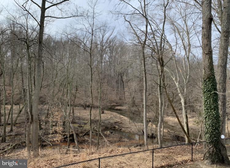 256 Winding Way Road Stratford, NJ 08084 - Photo 3 of 4 Exterior back