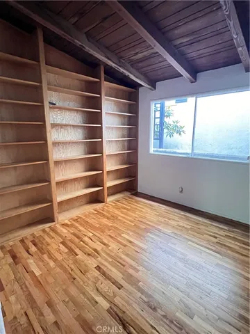 $6,000 | 429 1st Street, Manhattan Beach, CA 90266