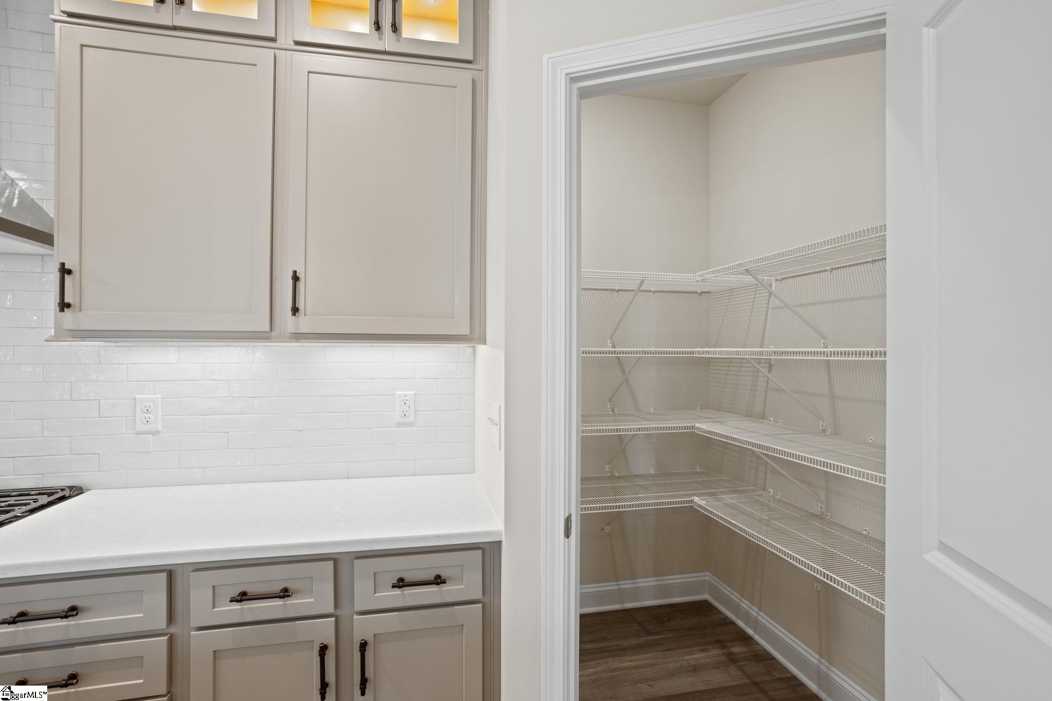300 Ridgebury Place Greenville, SC 29607 - Photo 15 of 37 Gallery Image 15