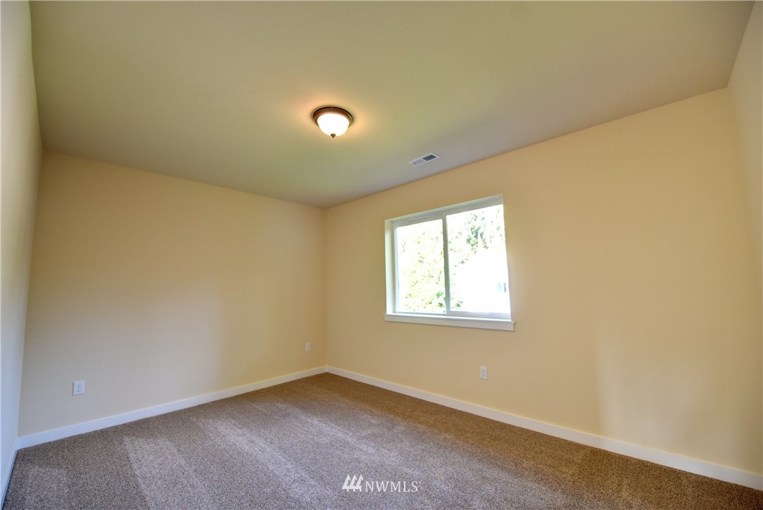 16912 3rd Avenue Southeast, Unit B Bothell, WA 98012 - Photo 13 of 20 Gallery Image 13