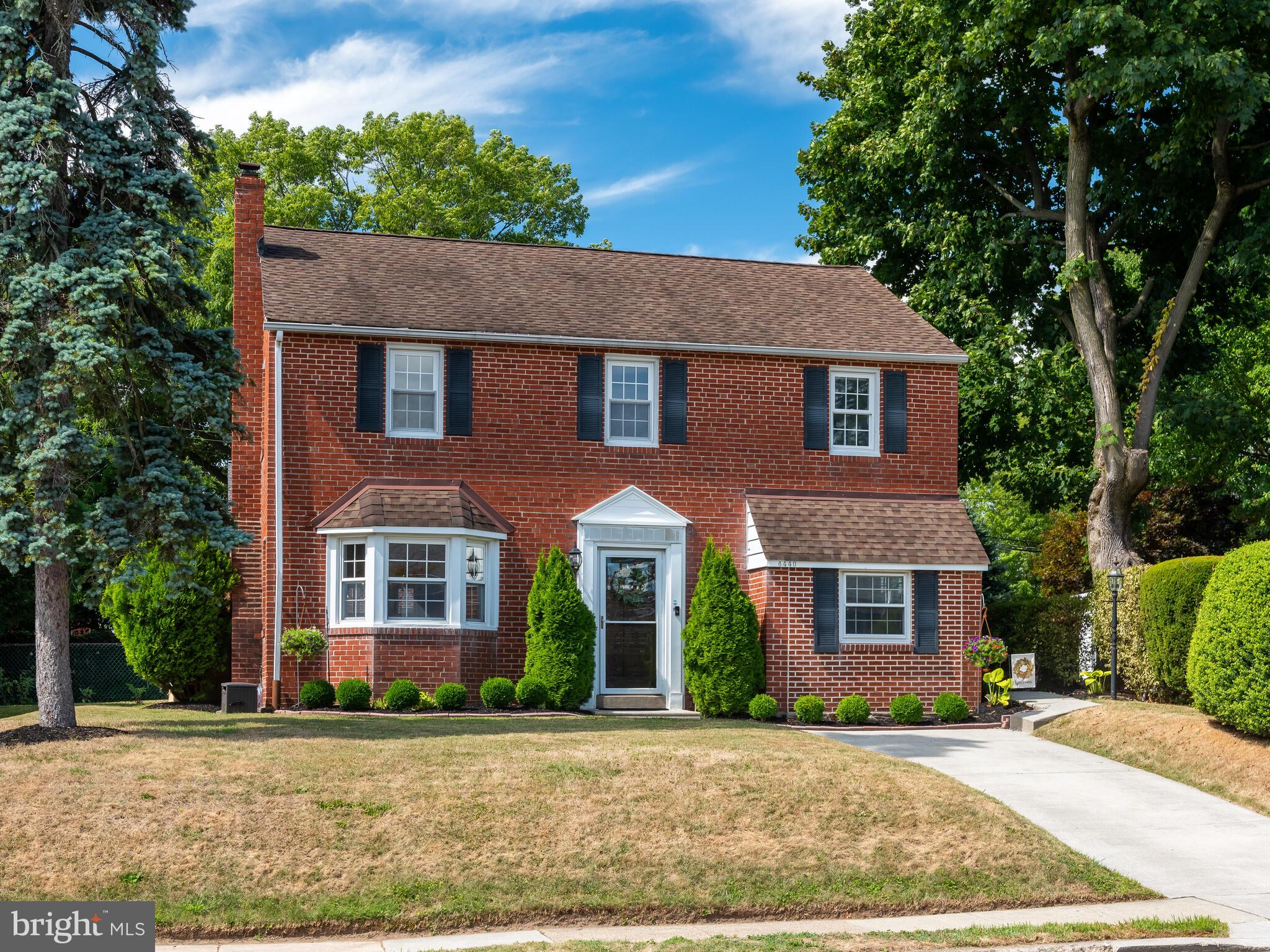 8440 Pembrook Road Philadelphia, PA 19128 - Photo 2 of 34 Gallery Image 2