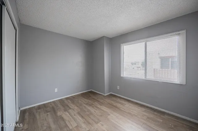 $1,695 | 5440 West Belleview Street, Phoenix, AZ 85043