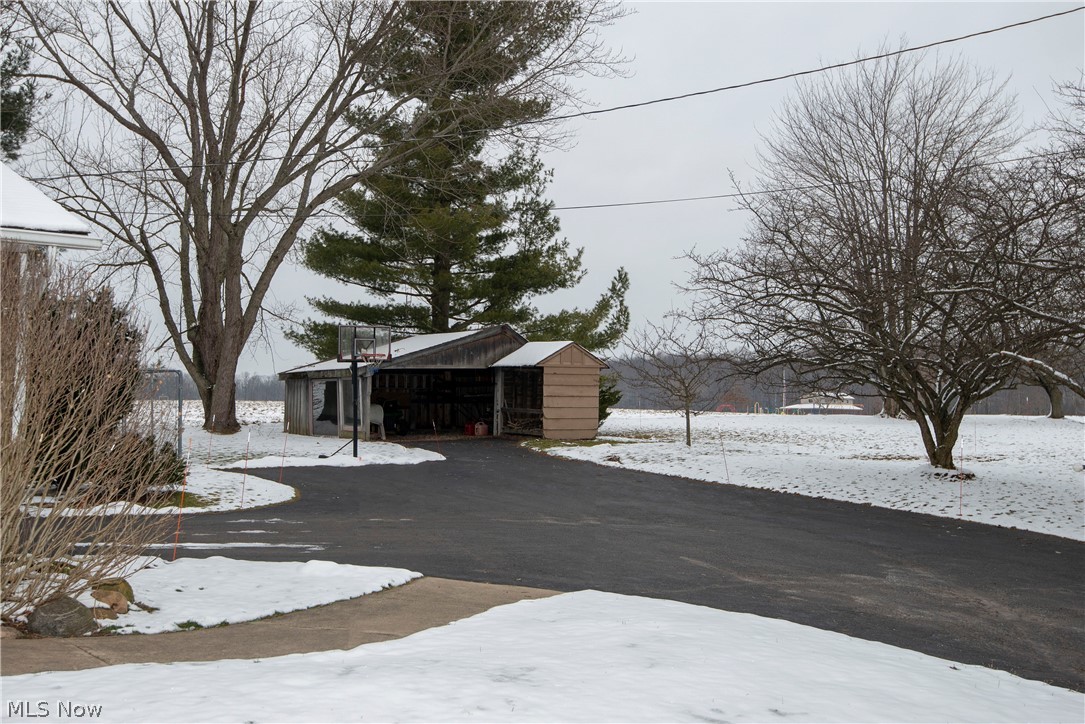 17640 Munn Road Chagrin Falls, OH 44023 - Photo 19 of 25 Gallery Image 19