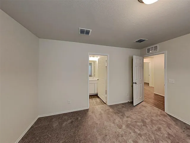 $2,395 | 4517 Greenham Ln., Fort Worth, TX 76036