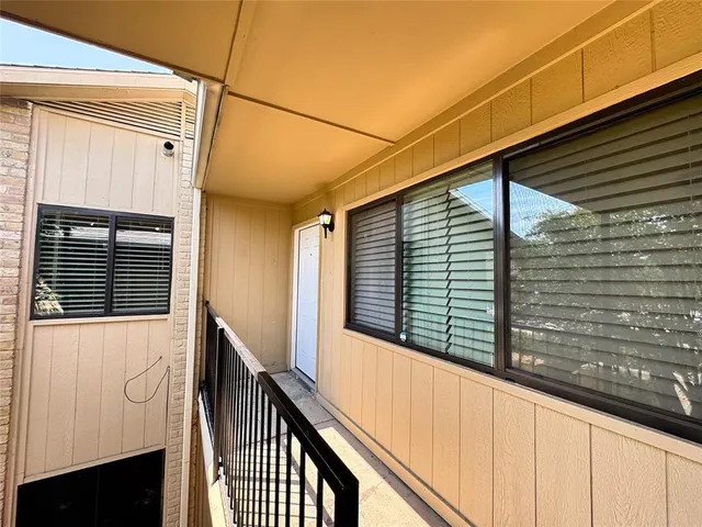 $1,399 | 5819 Harvest Hill Road, Unit 2062, Dallas, TX 75230