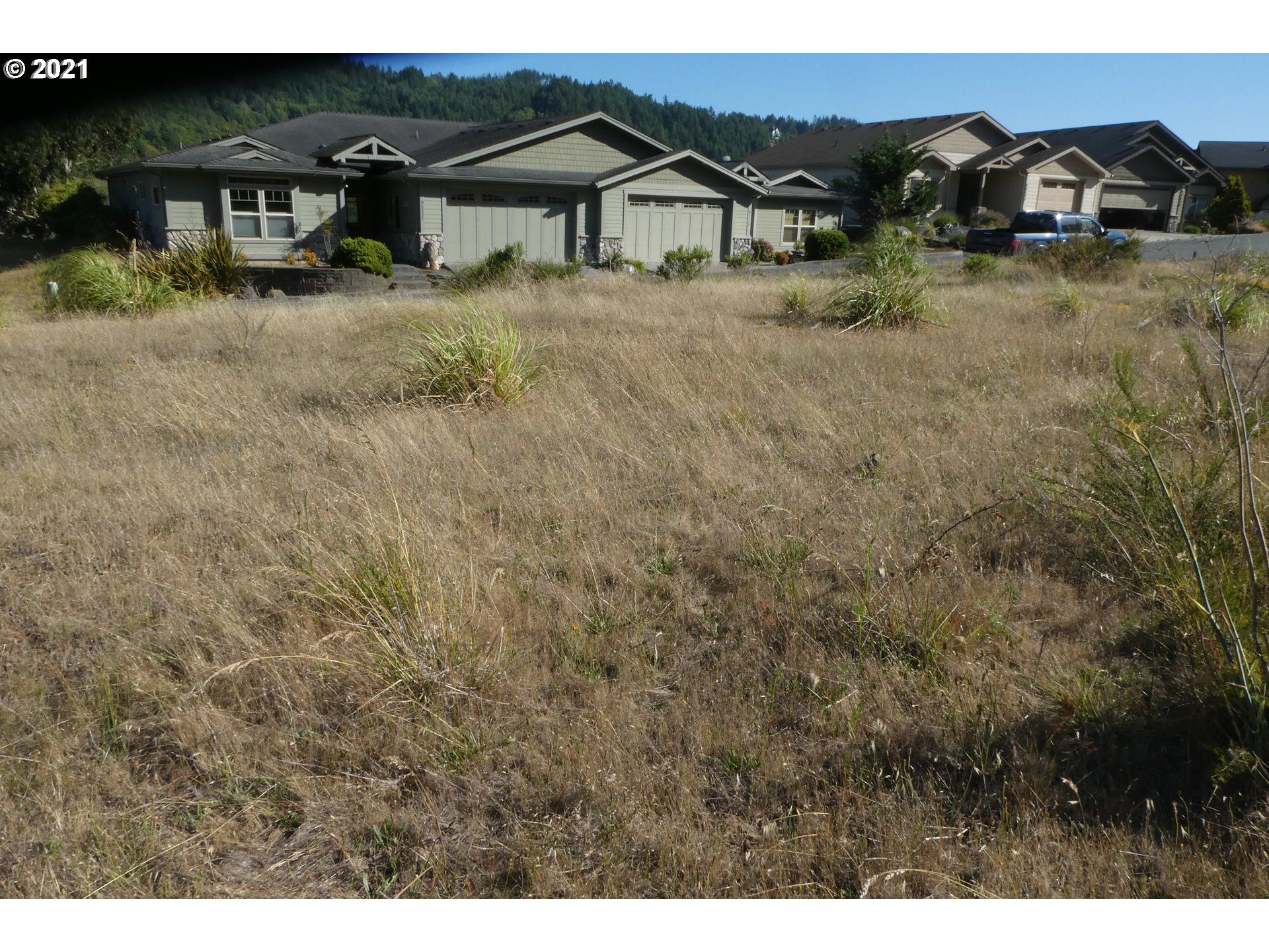 Hume Road, Unit 316 Gold Beach, OR 97444 - Photo 3 of 11 Gallery Image 3