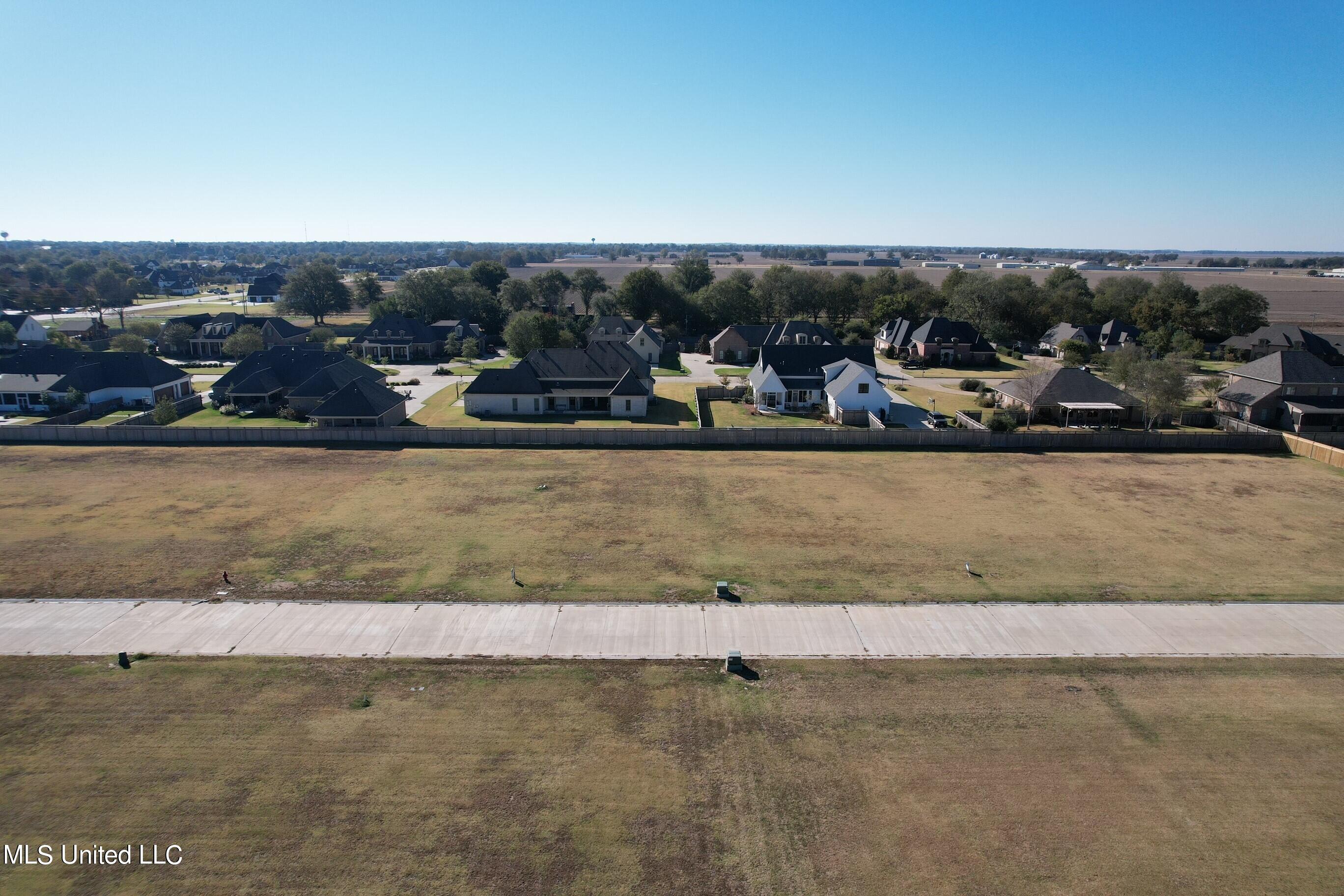 Chatmoss 2nd Cleveland, MS 38732 - Photo 2 of 5 drone 3