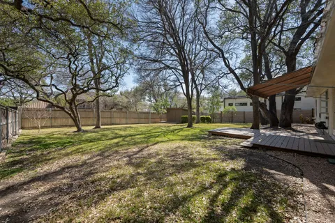 $1,200,000 | 405 Ridgewood Road, Austin, TX 78746