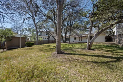 $1,200,000 | 405 Ridgewood Road, Austin, TX 78746