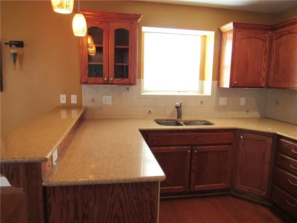 $375,000 | 3103 Krissy Bend, Harrisonville, MO 64701