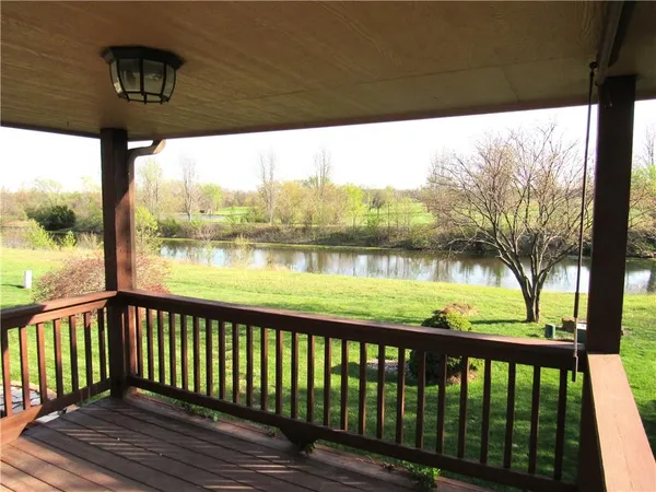 $375,000 | 3103 Krissy Bend, Harrisonville, MO 64701