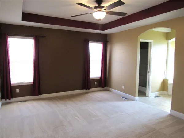 $375,000 | 3103 Krissy Bend, Harrisonville, MO 64701