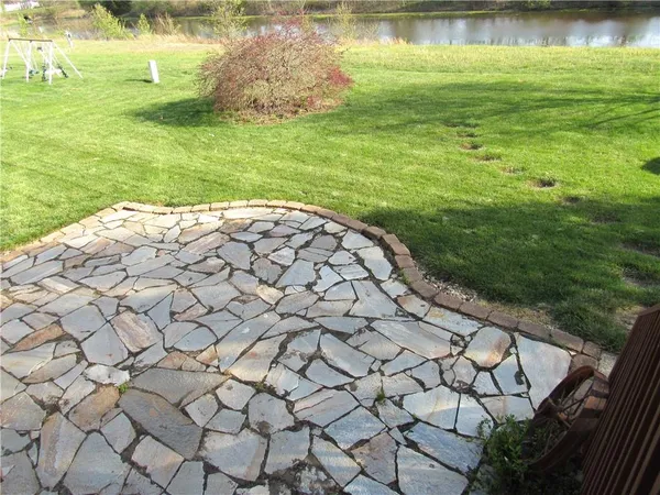 $375,000 | 3103 Krissy Bend, Harrisonville, MO 64701