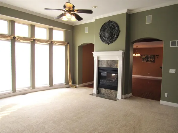 $375,000 | 3103 Krissy Bend, Harrisonville, MO 64701