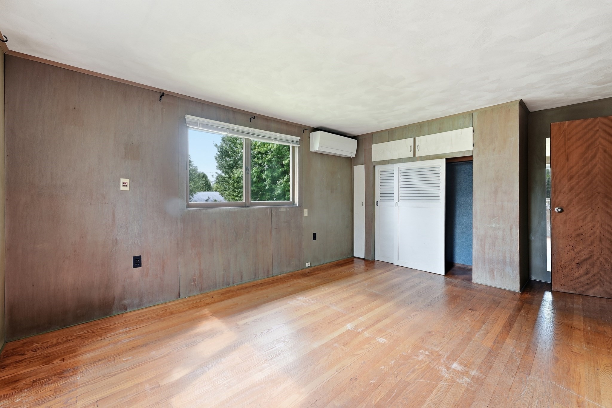 31 Woodcrest Road Springfield, MA 01129 - Photo 14 of 42 Gallery Image 14