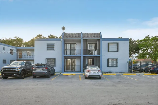 $250,000 | 145 Southwest 30th Court, Unit 108B, Miami, FL 33135