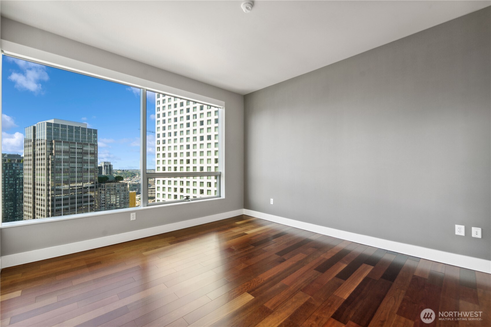 737 Olive Way, Unit 3100 Seattle, WA 98101 - Photo 16 of 33