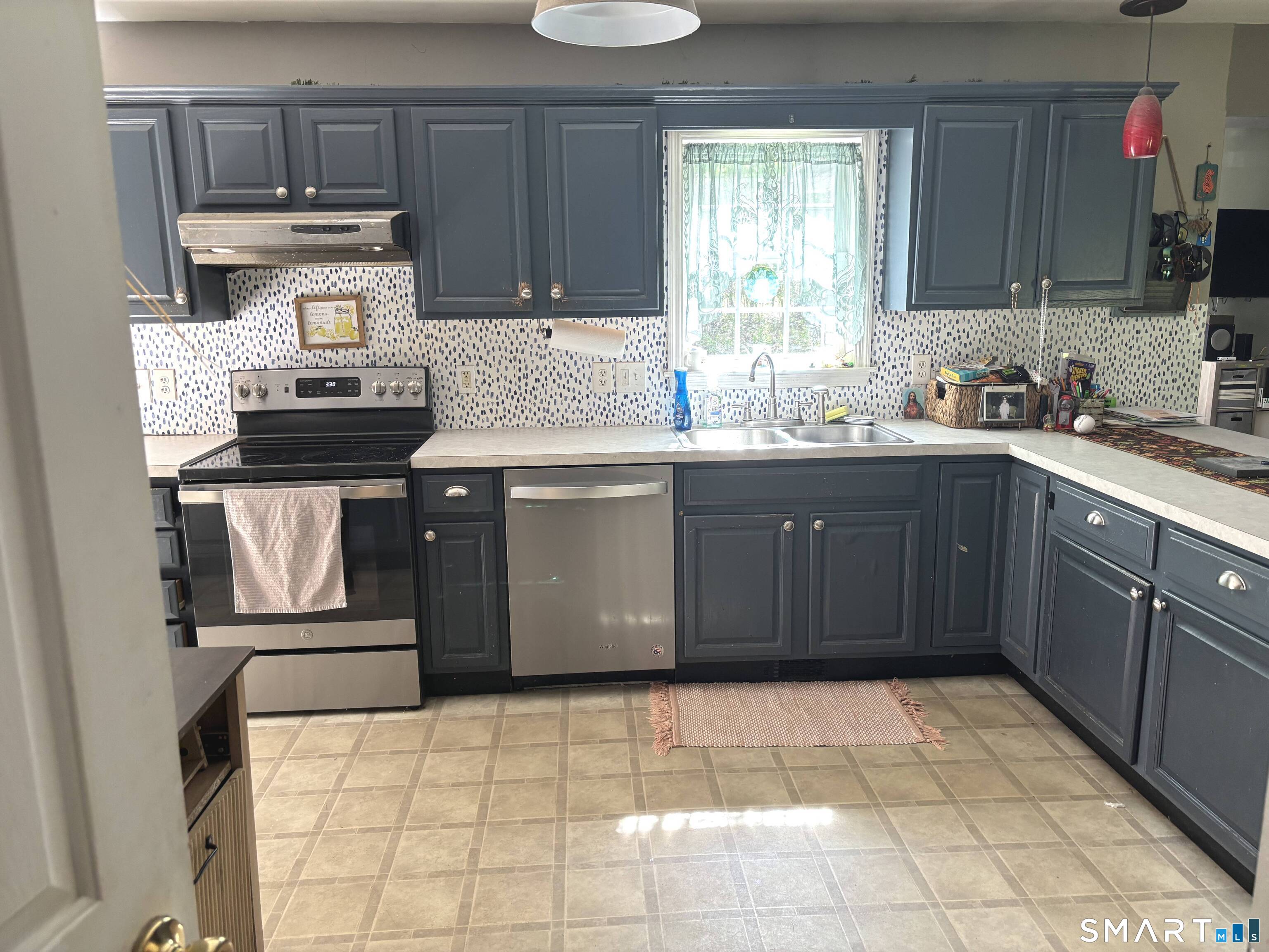 871 Brook Road Hampton, CT 06247 - Photo 3 of 11 Gallery Image 3