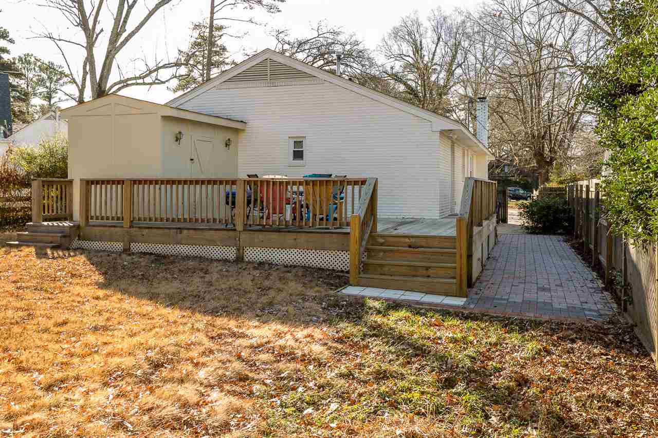 2802 Barmettler Street Raleigh, NC 27607 - Photo 23 of 25 Photo 23