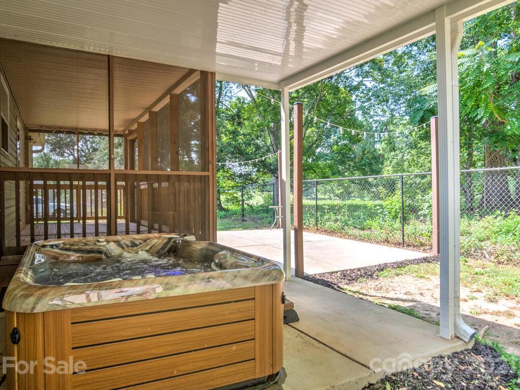 780 Monte Vista Road Candler, NC 28715 - Photo 22 of 37 Gallery Image 22