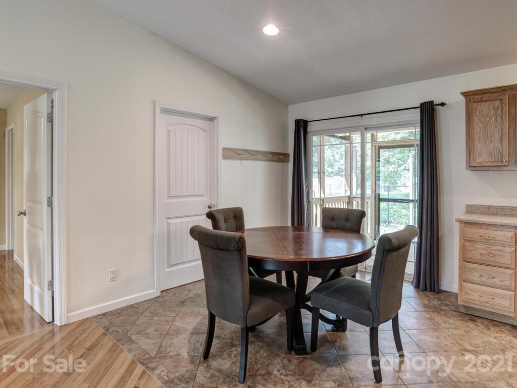 780 Monte Vista Road Candler, NC 28715 - Photo 8 of 37 Gallery Image 8