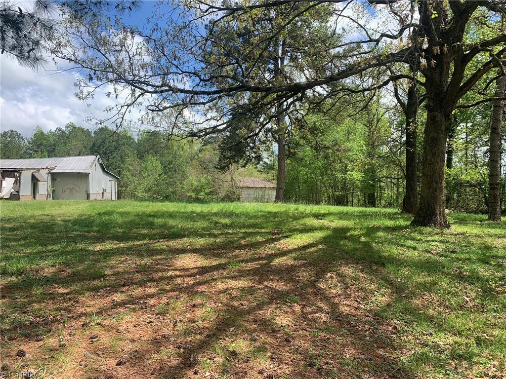 1682 Cunningham Brick Yard Road Thomasville, NC 27360 - Photo 5 of 8