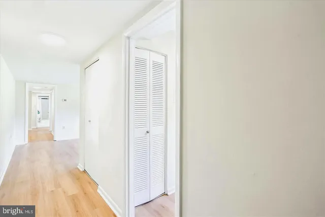 $2,145 | 10601 Weymouth Street, Unit 4, Bethesda, MD 20814