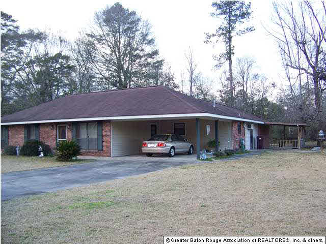 8775 Dave Clark Road Denham Springs, LA 70726 - Photo 3 of 12