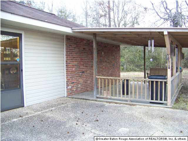 8775 Dave Clark Road Denham Springs, LA 70726 - Photo 4 of 12