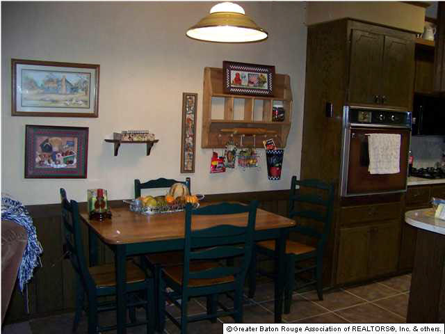 8775 Dave Clark Road Denham Springs, LA 70726 - Photo 7 of 12