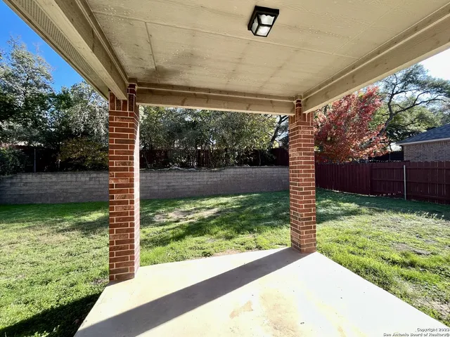 $2,375 | 2830 Zurich, San Antonio, TX 78230
