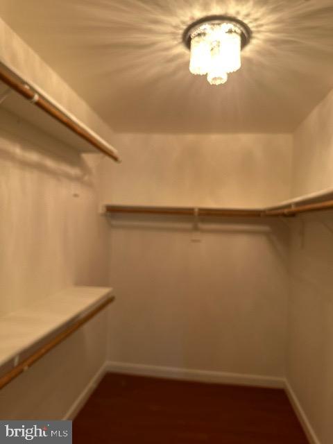 1811 Fallbrook Lane Vienna, VA 22182 - Photo 19 of 36