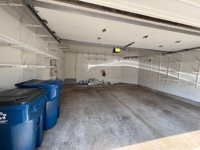 272 Bay Drive Itasca, IL 60143 - Photo 45 of 49 a kitchen with a sink and cabinets