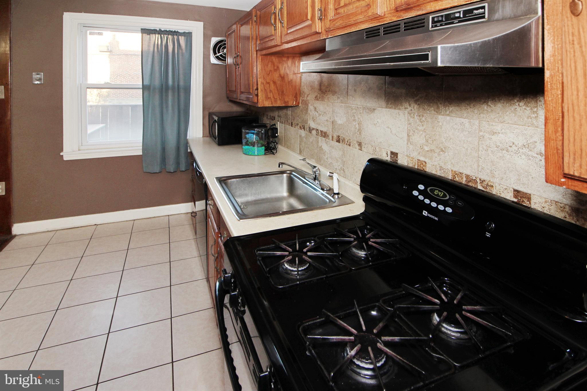 3409 Rhawn Street Philadelphia, PA 19136 - Photo 13 of 30 Kitchen