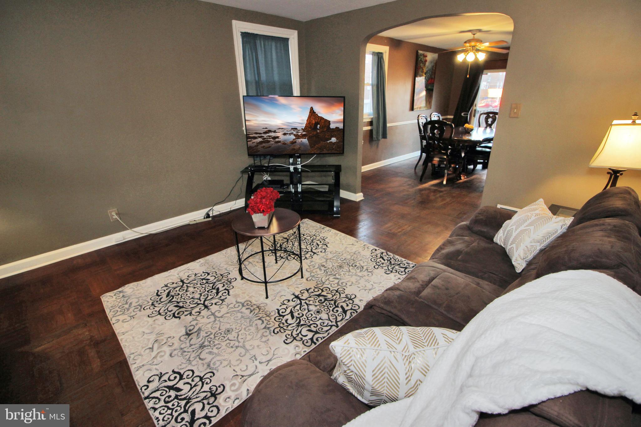 3409 Rhawn Street Philadelphia, PA 19136 - Photo 6 of 30 Living Room