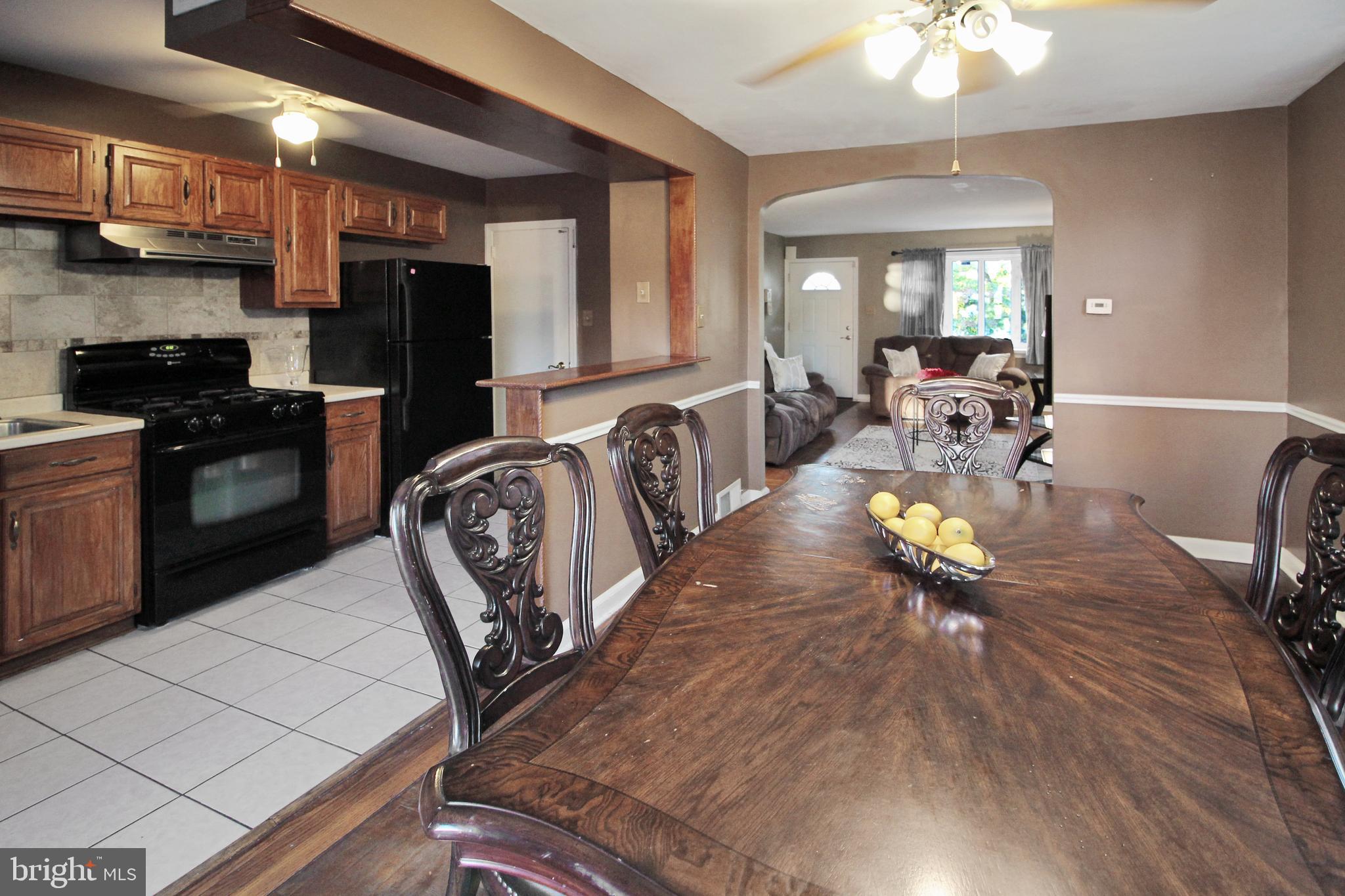 3409 Rhawn Street Philadelphia, PA 19136 - Photo 10 of 30 Dining Room/Kitchen