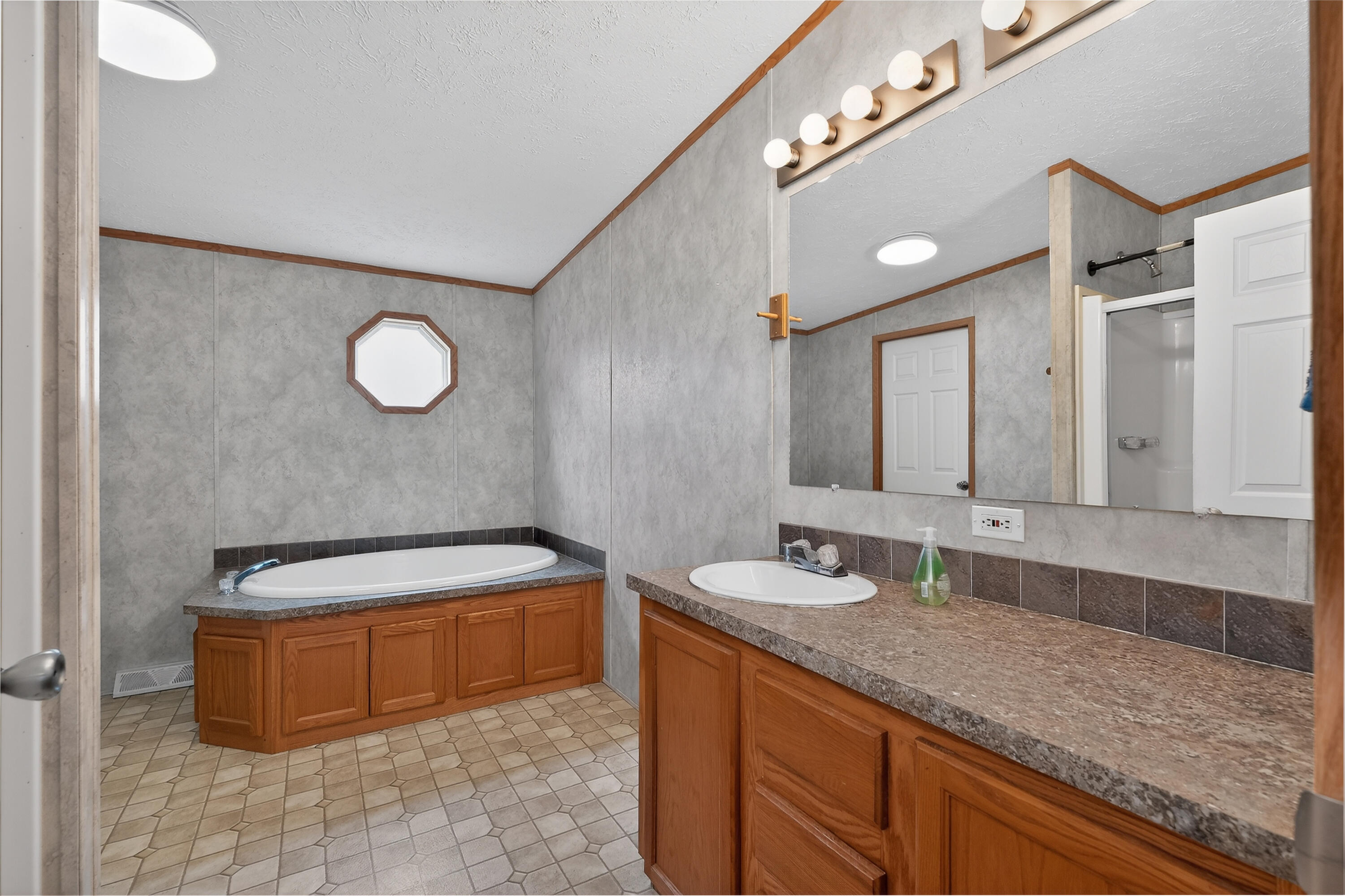 505 Reeves Road Dry Ridge, KY 41035 - Photo 16 of 22 Gallery Image 16