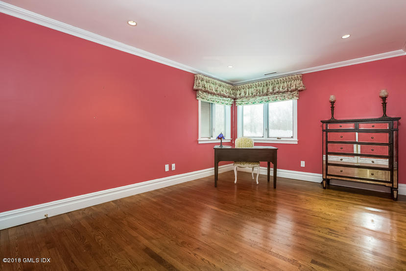 68 Sumner Road Greenwich, CT 06831 - Photo 13 of 25 009-5390193-small