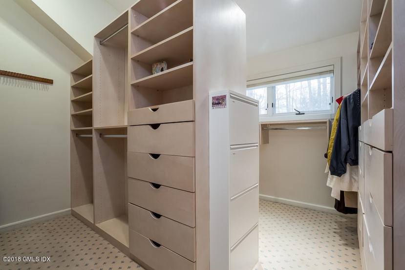 68 Sumner Road Greenwich, CT 06831 - Photo 16 of 25 016-5390191-small